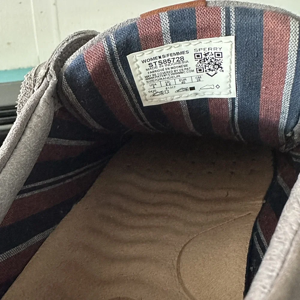 SPERRY‎ Boat Shoes Size 8.5 Women's Gray Suede Vulcanized Nautical Leisurewear